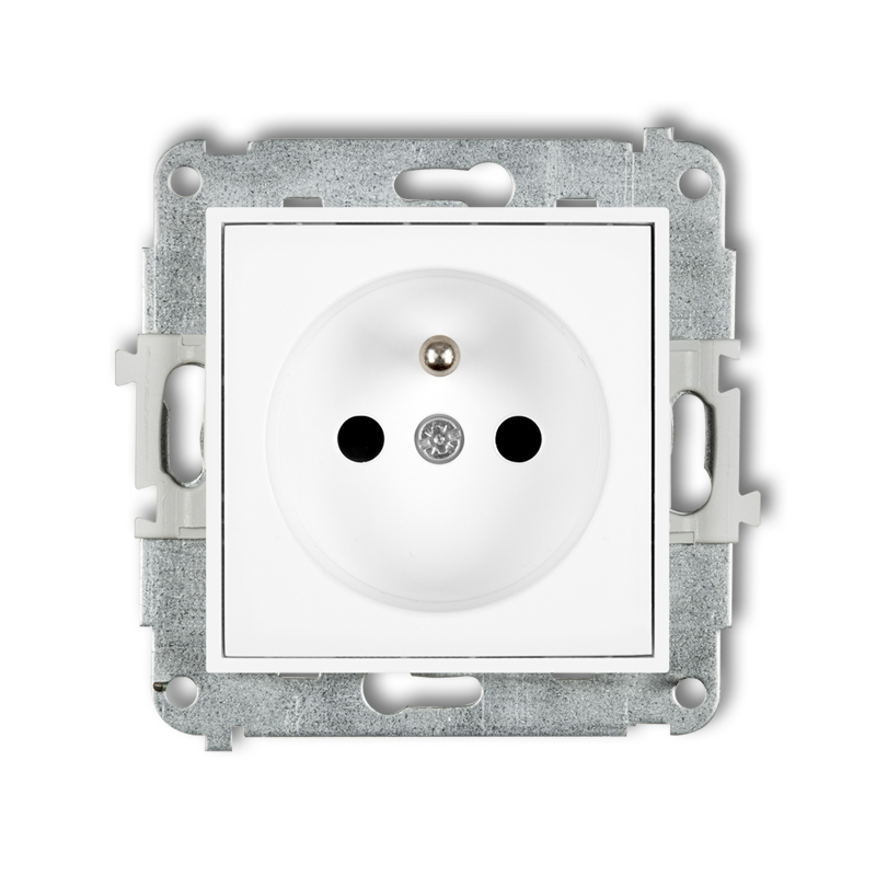 Single socket with the 2P+Z earth mechanism (with increased contact protection/shutter)