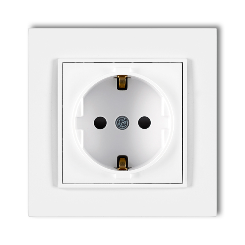 Single socket with the 2P+Z earth SCHUKO (child protection)